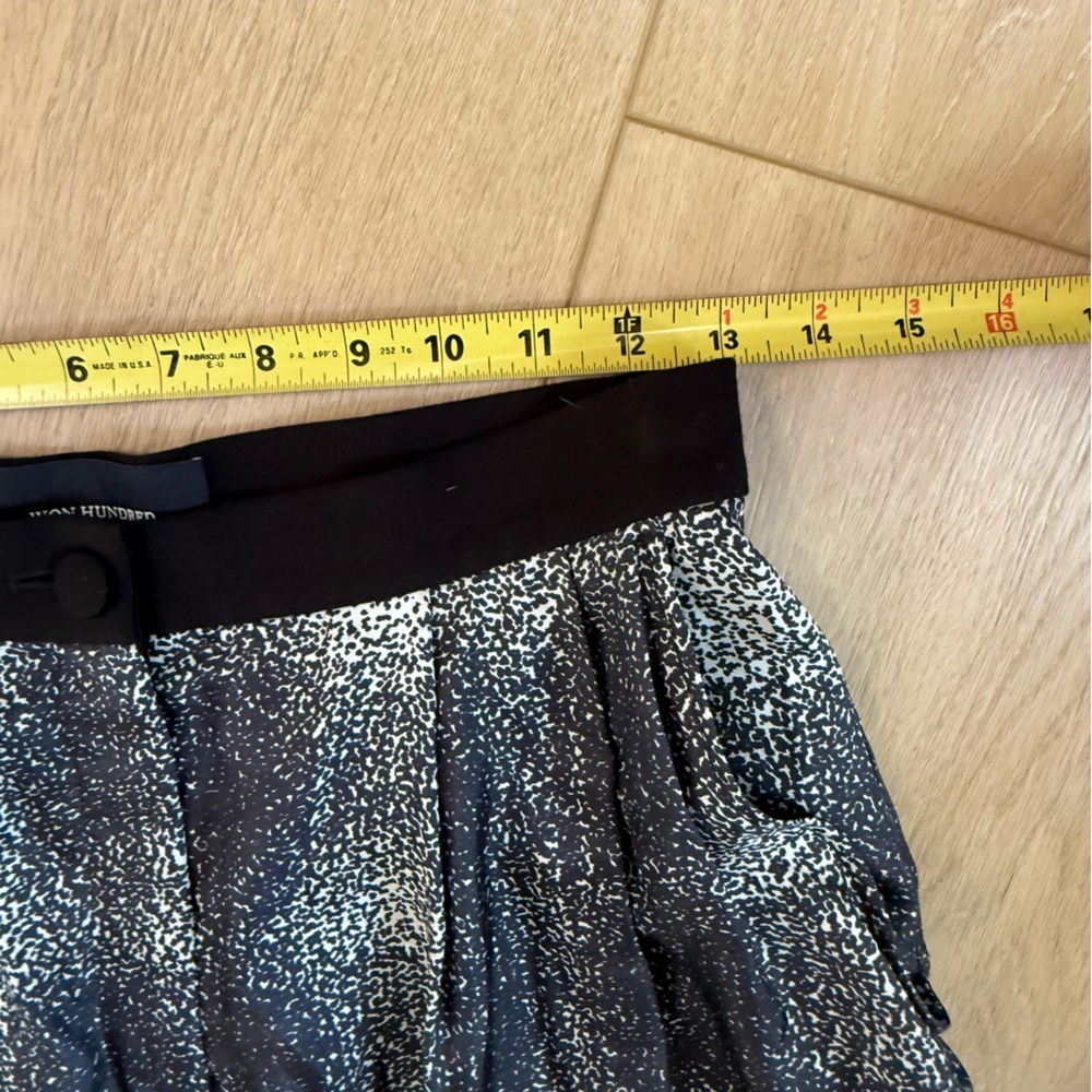 Won Hundred Women’s Silk Black Grey Plaid Speckled Pattern Pleated Tapered Pants - Picture 7 of 7
